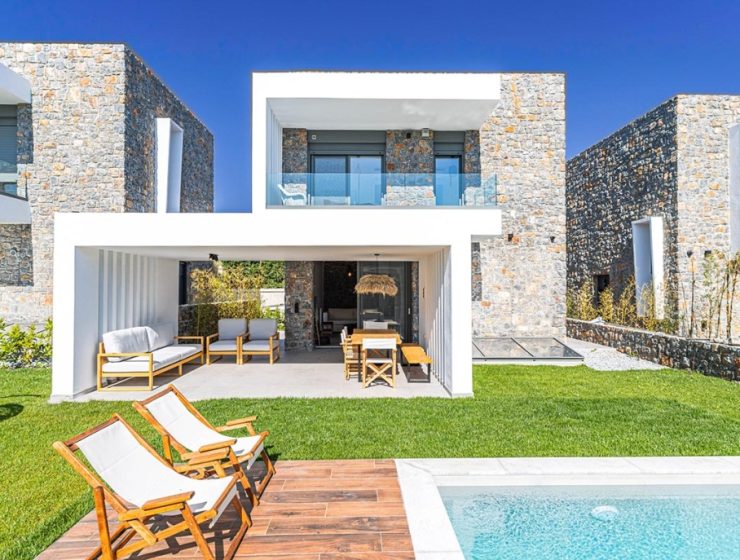 Apoikia Villa in Pefkochori with Private Pool